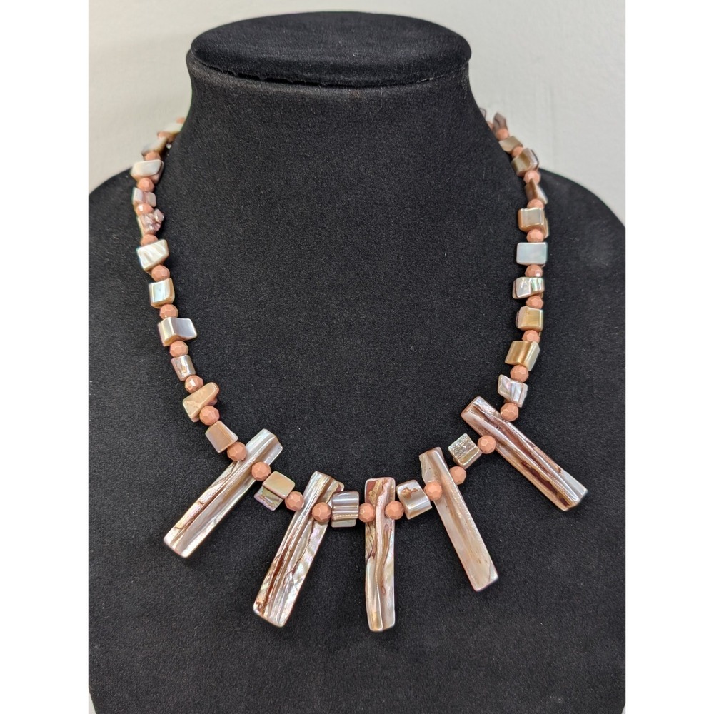 Vintage Silver Twist Barrel with Orange Shell Disk‎ Statement Necklace